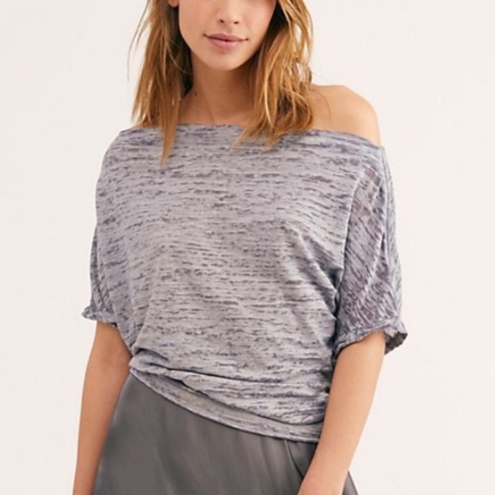 New, Free People Astrid Tees in Heather Grey - Picture 3 of 4